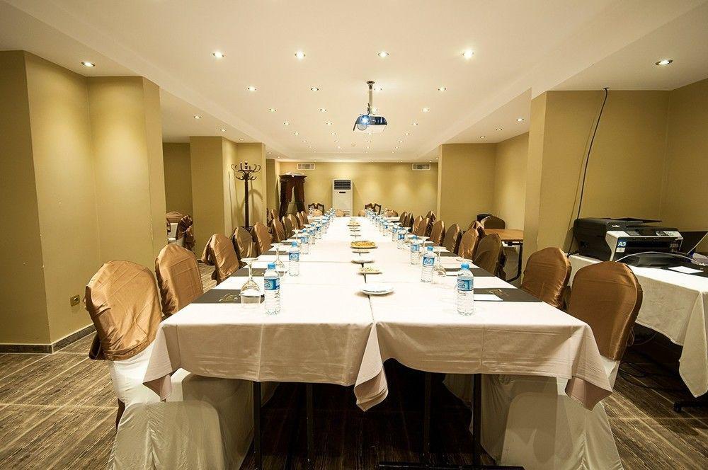 Kaya Premium Hotel Adana Buitenkant foto
